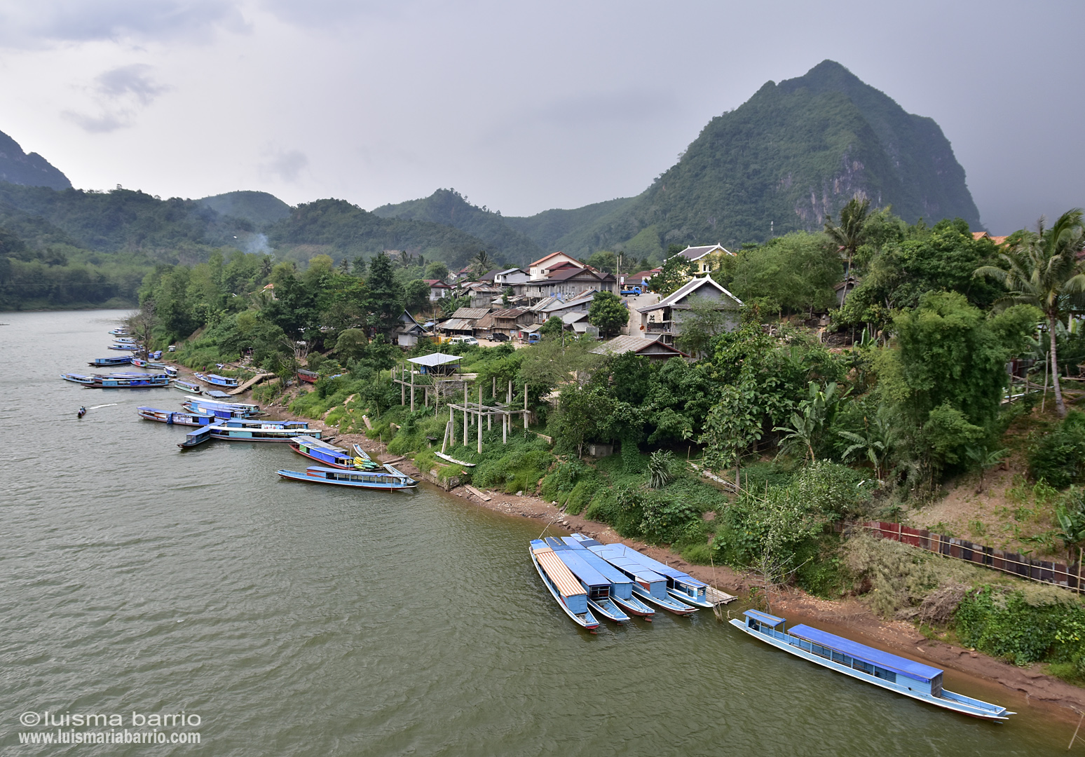 village laos river
