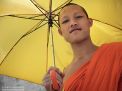 monje budista laos