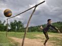 niño laos futbol